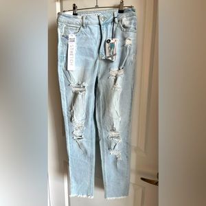 NWT, Tinseltown Mom Jeans, Size 28